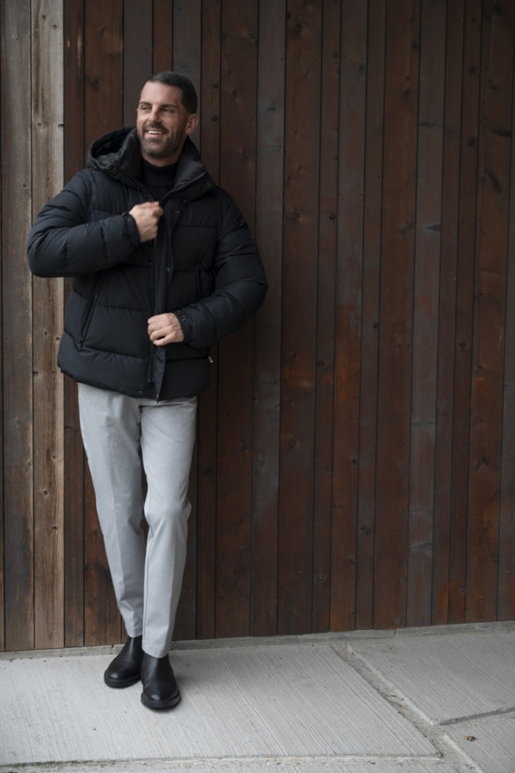 001 BLACK