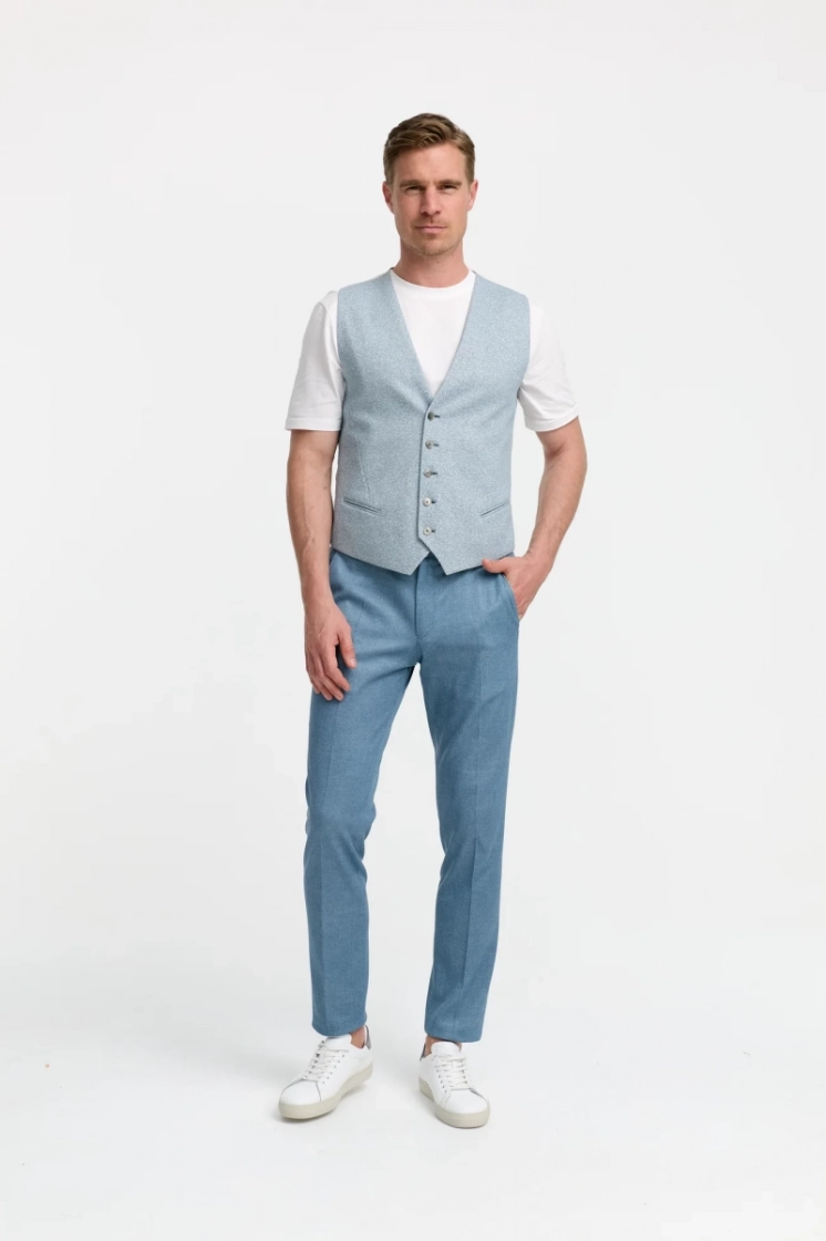 610 LIGHT BLUE