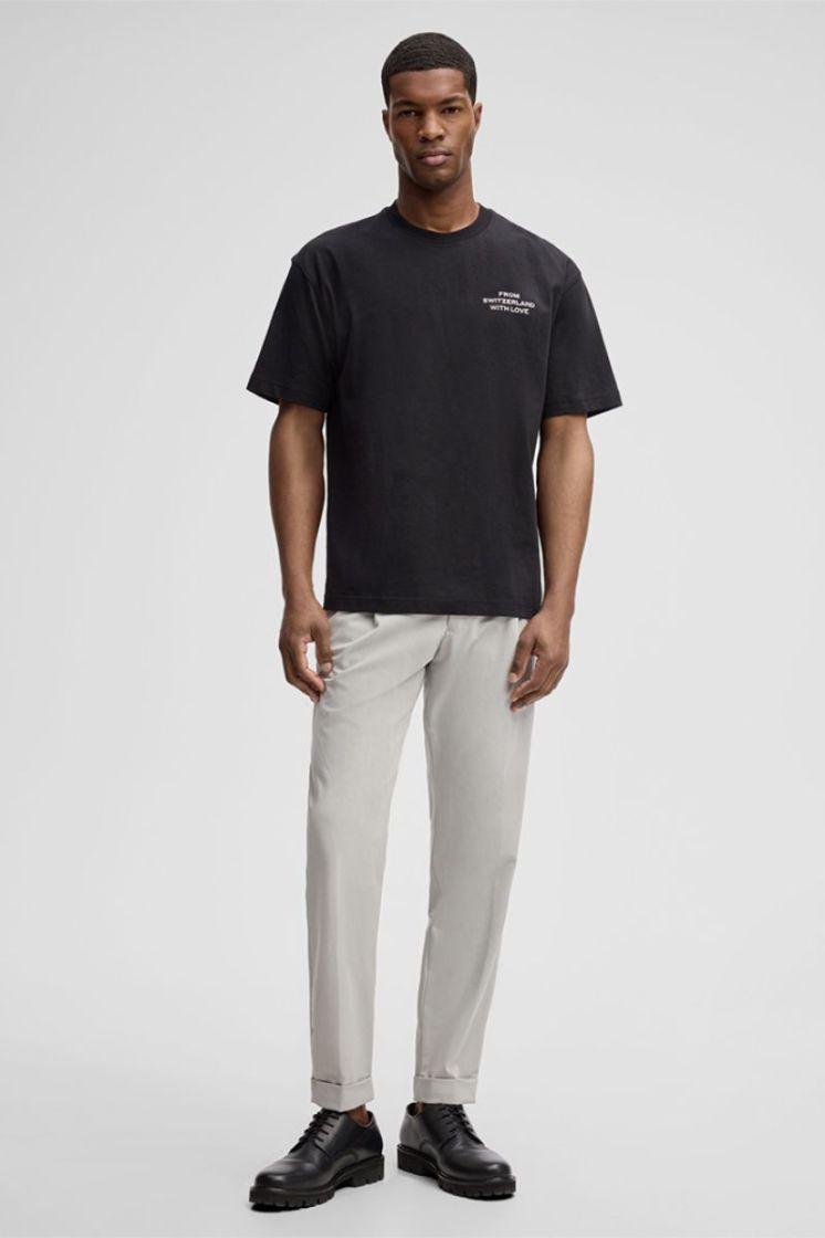  001 BLACK