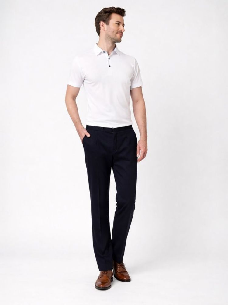  002 WHITE