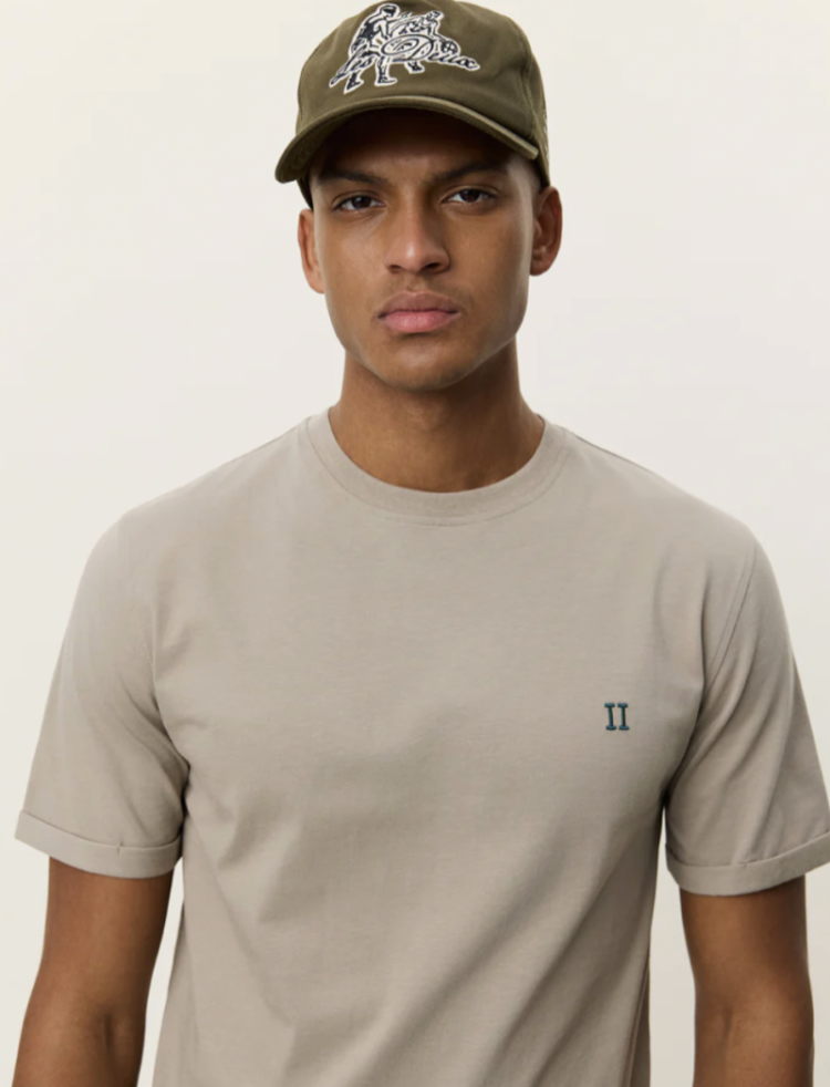 880 OAK SAND