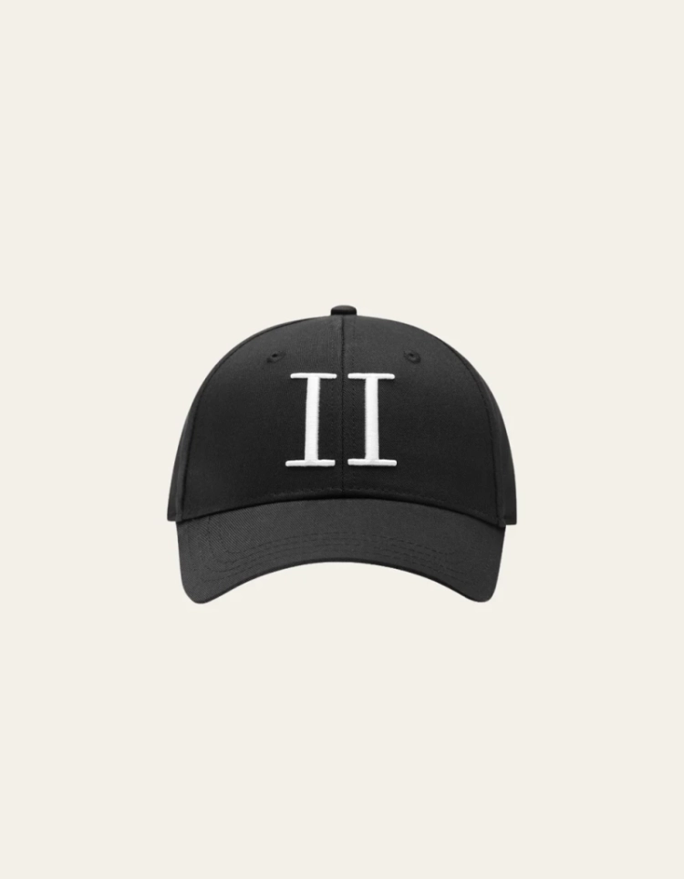  100100 BLACK