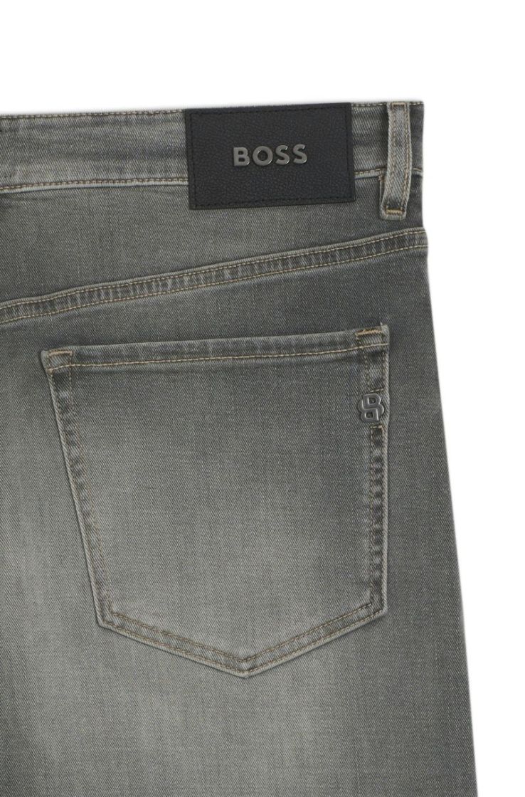  035 MED GREY