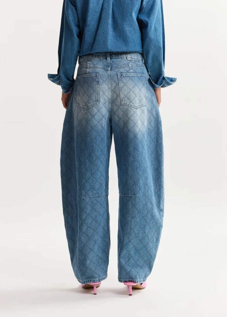 AQ04 JEANS