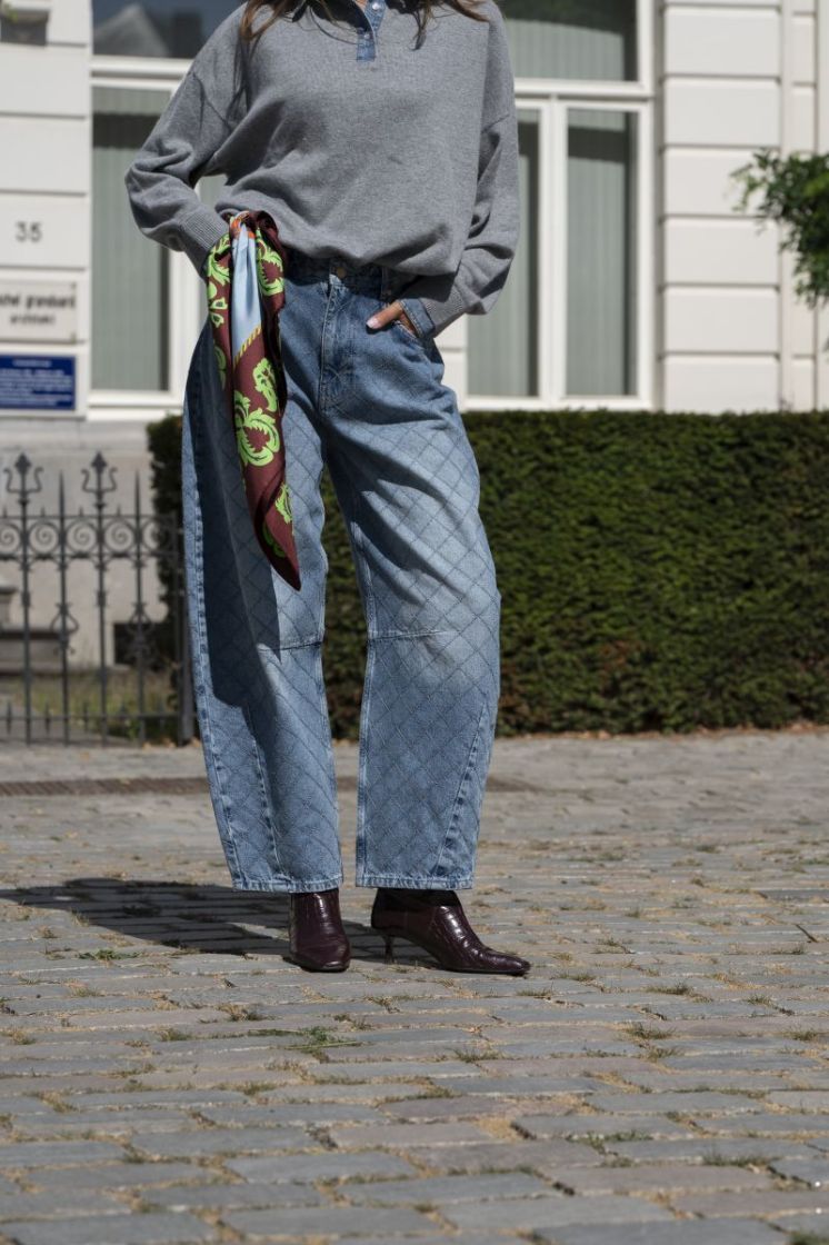  AQ04 JEANS