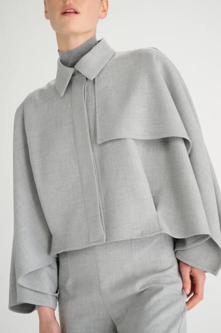 LIGT GREY