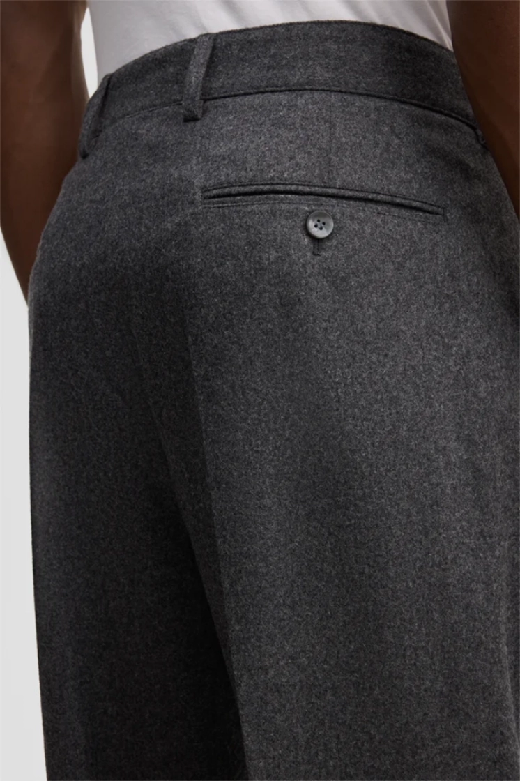 10101928 30105285 019 DARK GREY