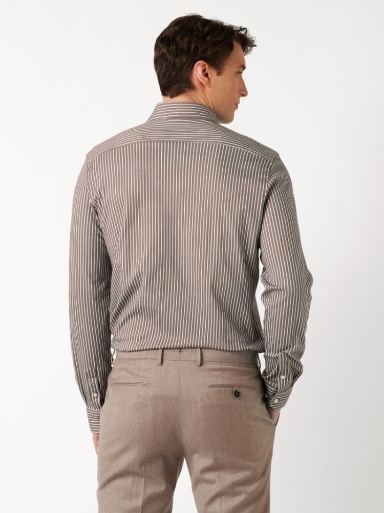 864 BROWN/WHITE