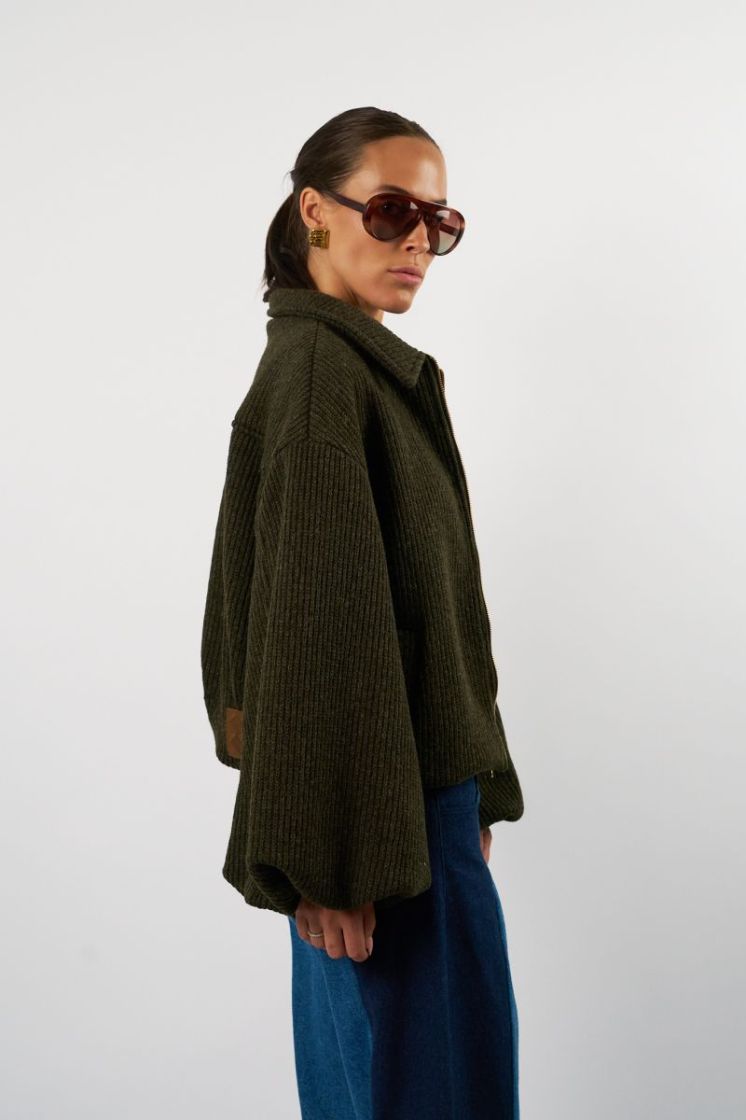  OLIVE