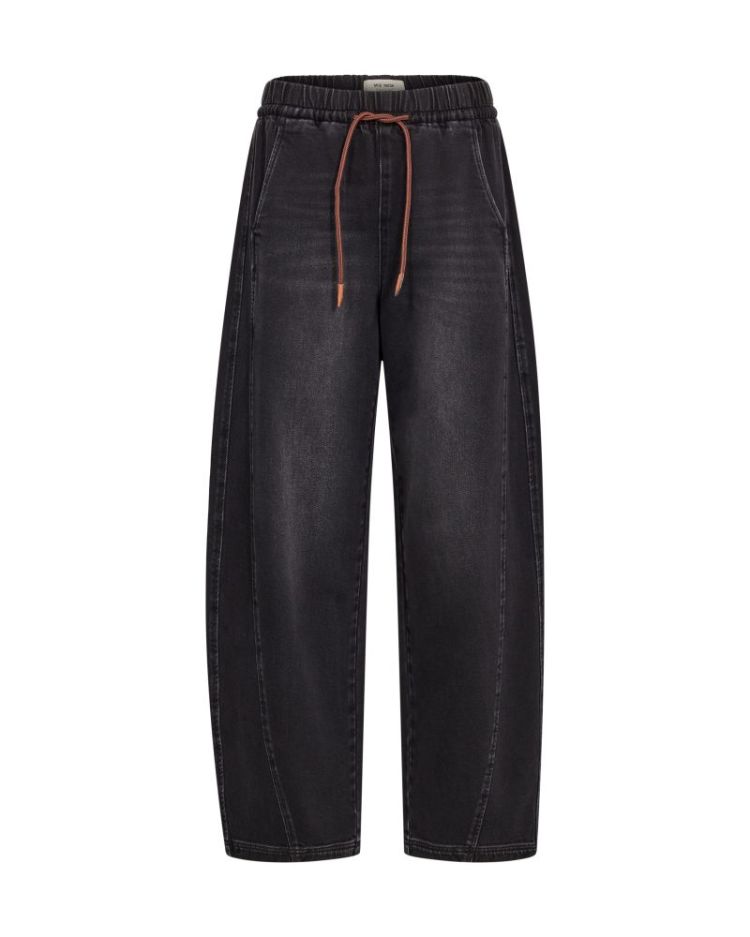  801 BLACK
