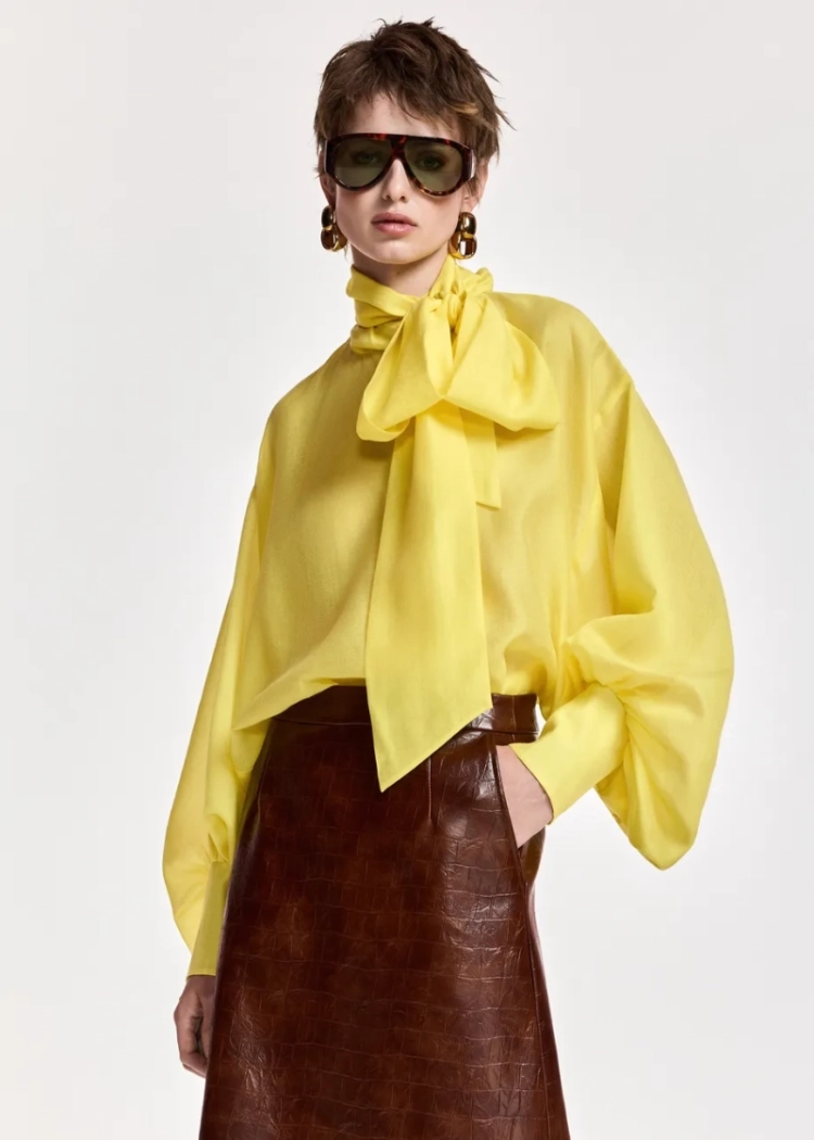  YF17 YELLOW