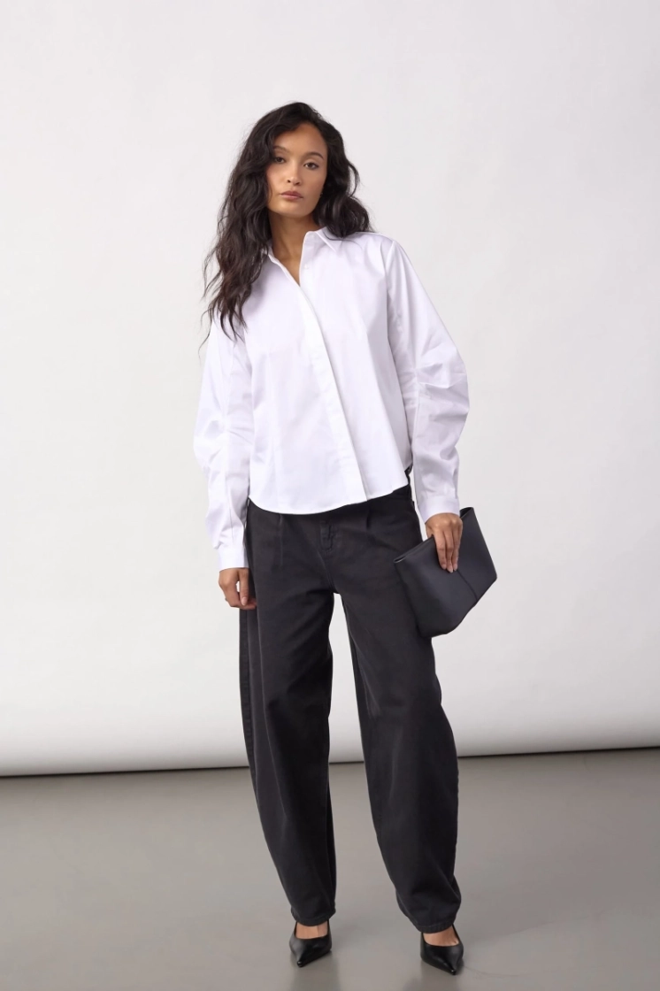  1001 WHITE